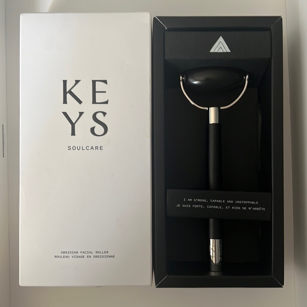 KEYS SOULCARE Obsidian Roller